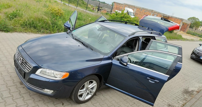 Volvo V70 cena 31300 przebieg: 259000, rok produkcji 2013 z Baranów Sandomierski małe 781